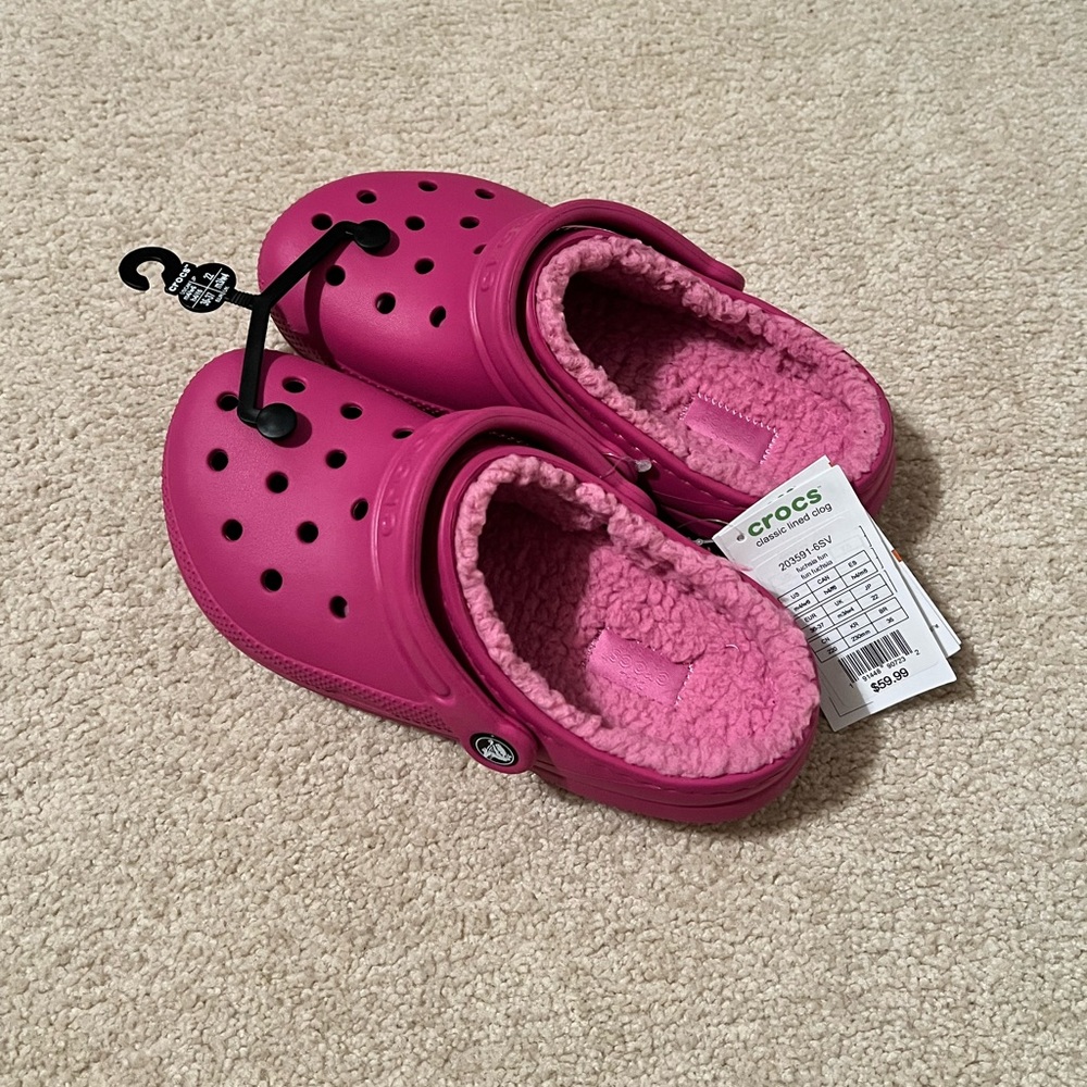 NWT Crocs Classic Lined Clogs - Picture 2 of 7